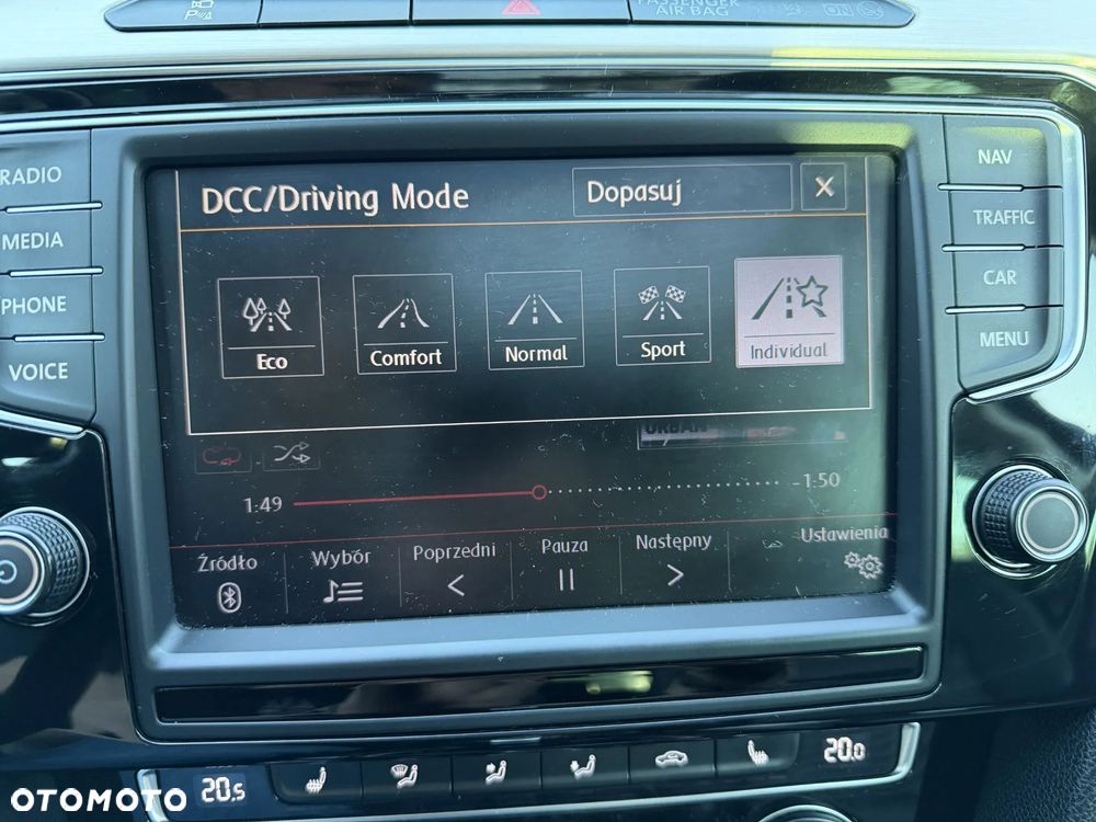 Volkswagen Passat - 9