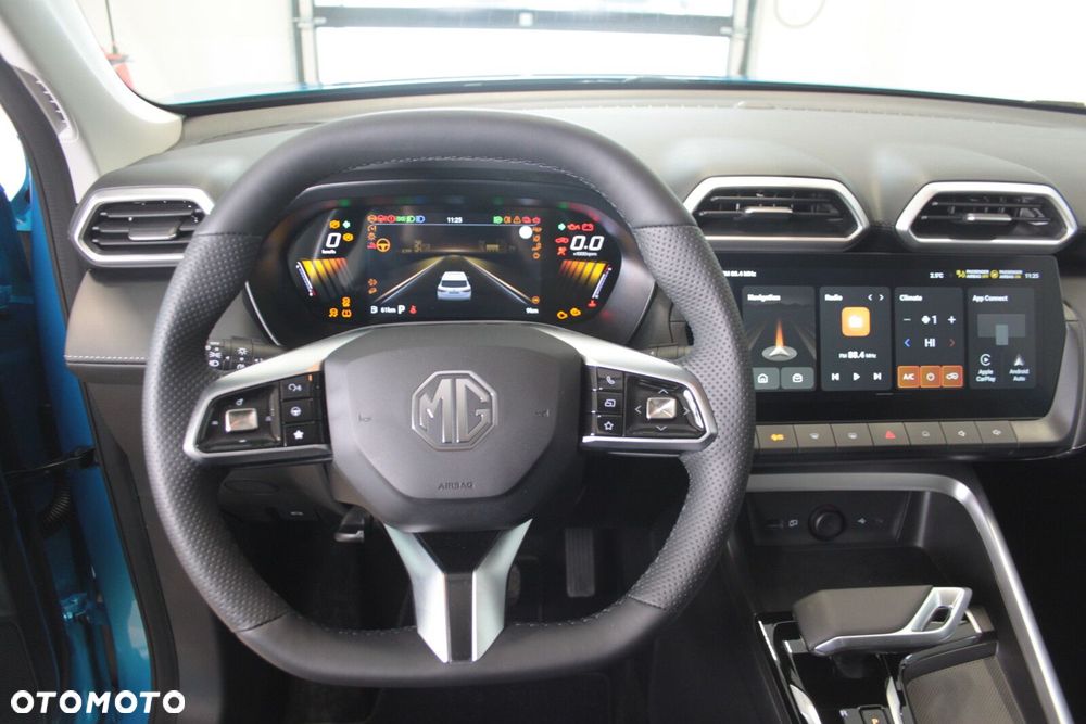 MG ZS Hybrid+ - 36