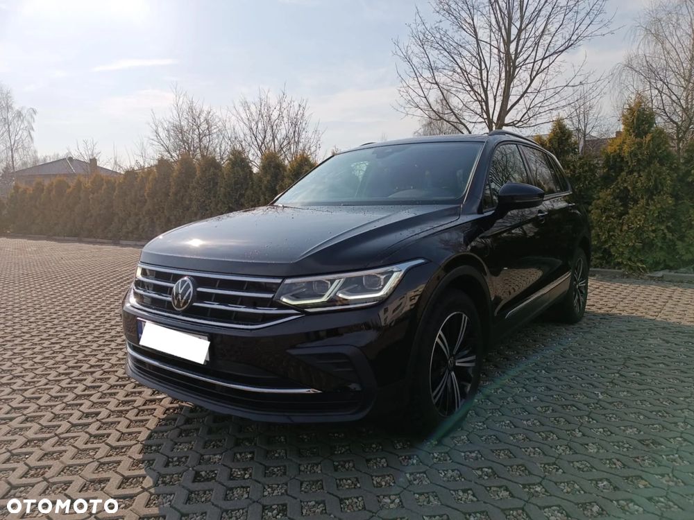 Volkswagen Tiguan - 2