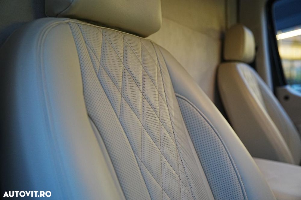 Mercedes-Benz Sprinter - 28