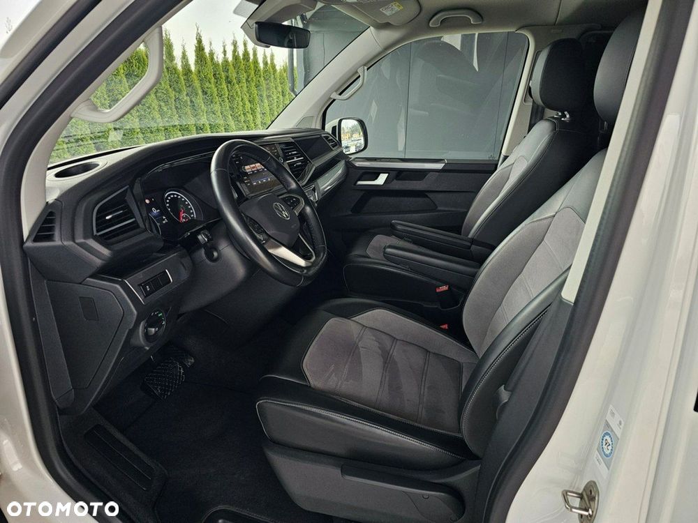 Volkswagen Multivan - 16