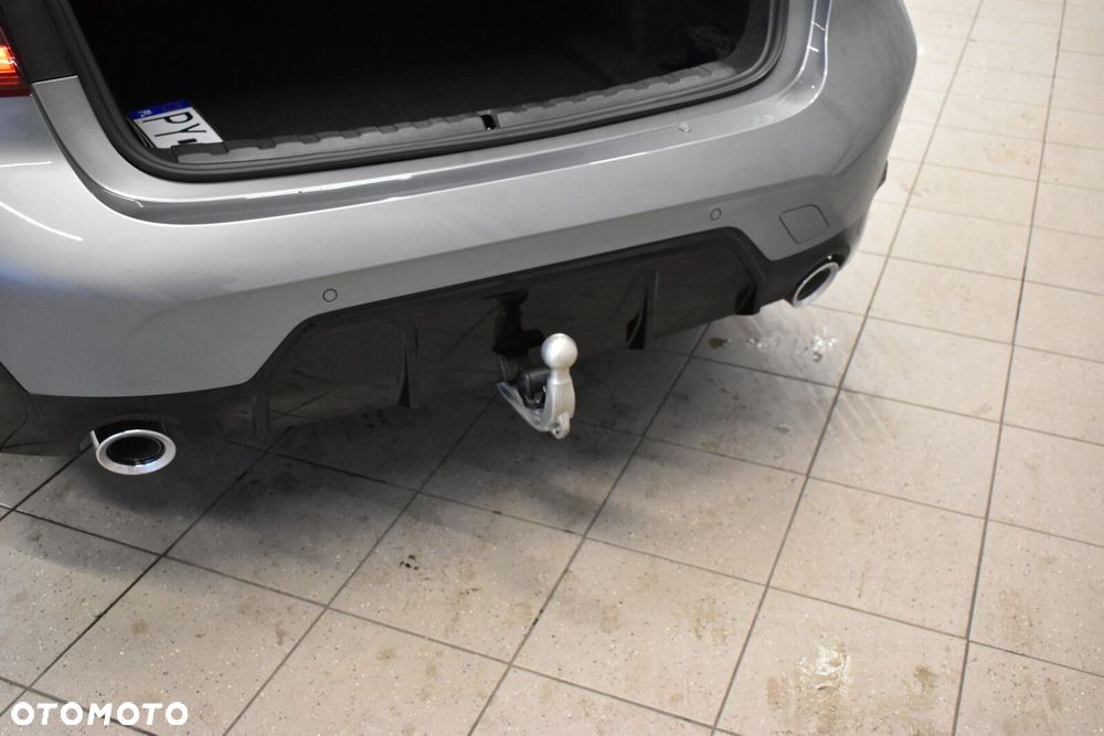 BMW Seria 3 - 26