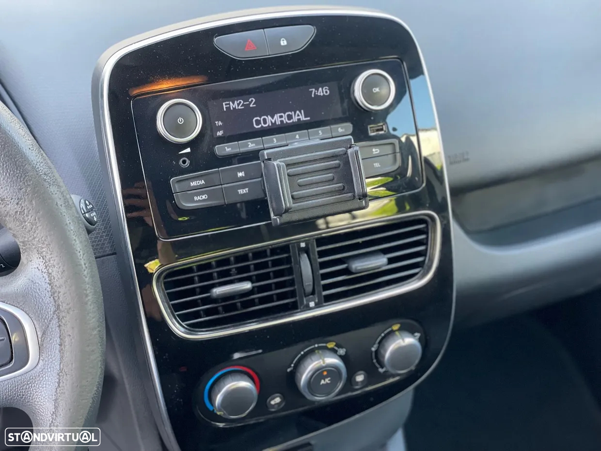 Renault Clio 1.5 DCi Comercial 2L - 9