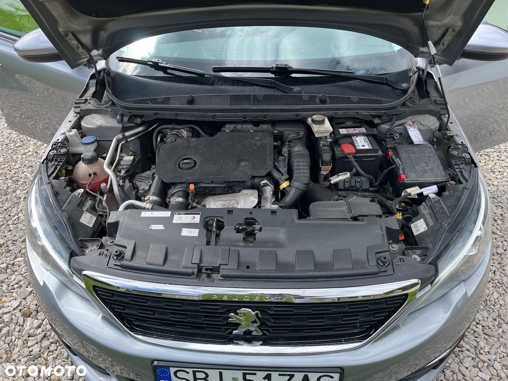 Peugeot 308 BlueHDi FAP 130 Stop & Start Allure Pack - 17