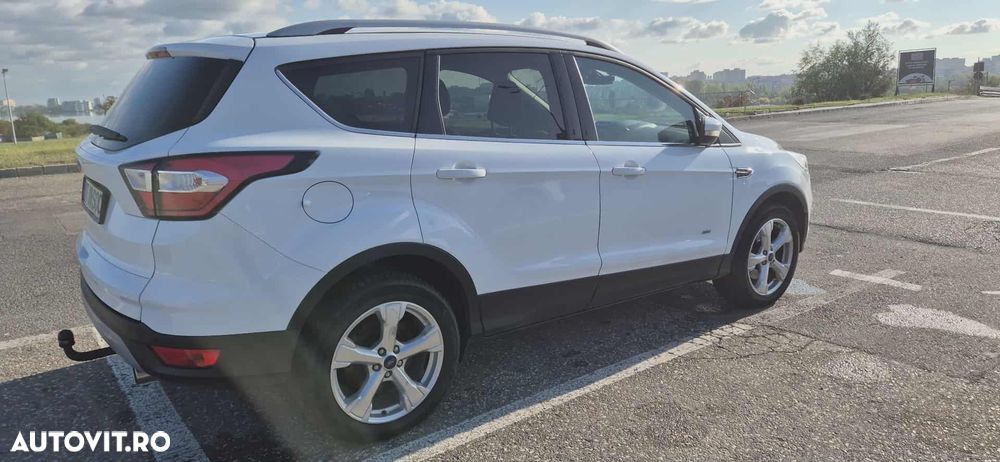 Ford Kuga 2.0 TDCi 4WD Titanium - 3