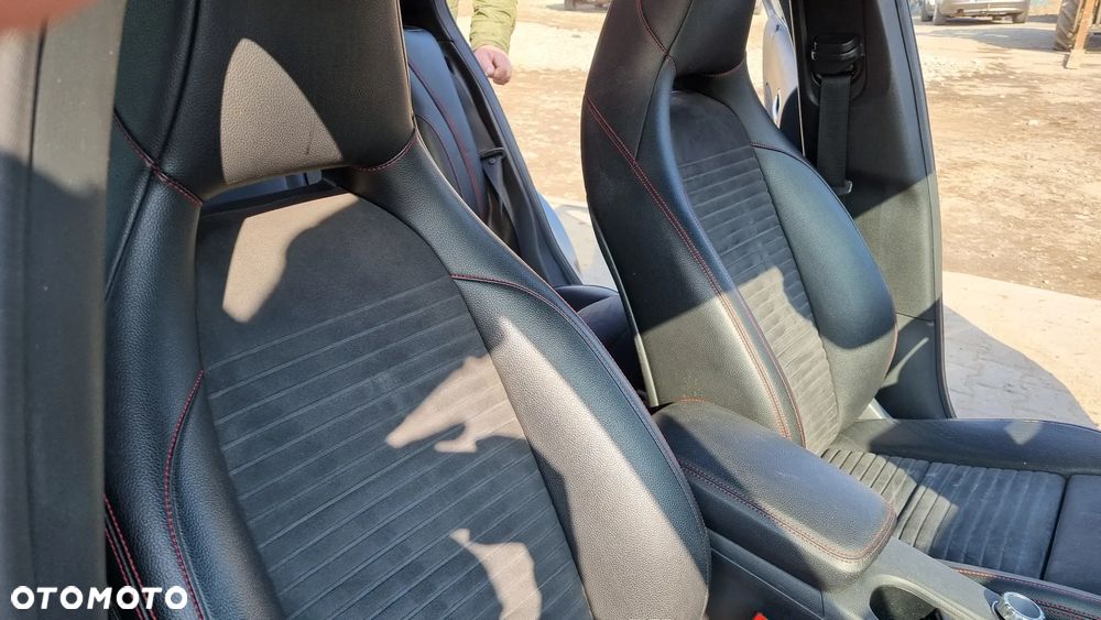 Mercedes-Benz GLA 200 (CDI) d 7G-DCT AMG Line - 30