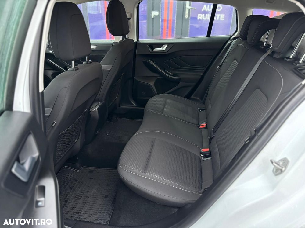 Ford Focus 1.5 TDCi DPF Start-Stopp-System Titanium - 32