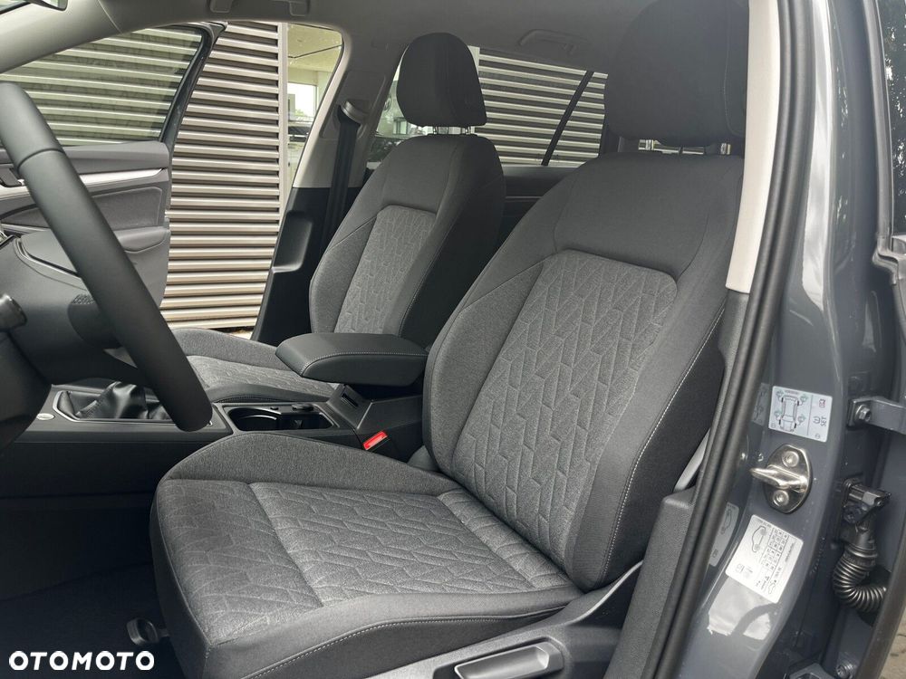Volkswagen Golf - 16