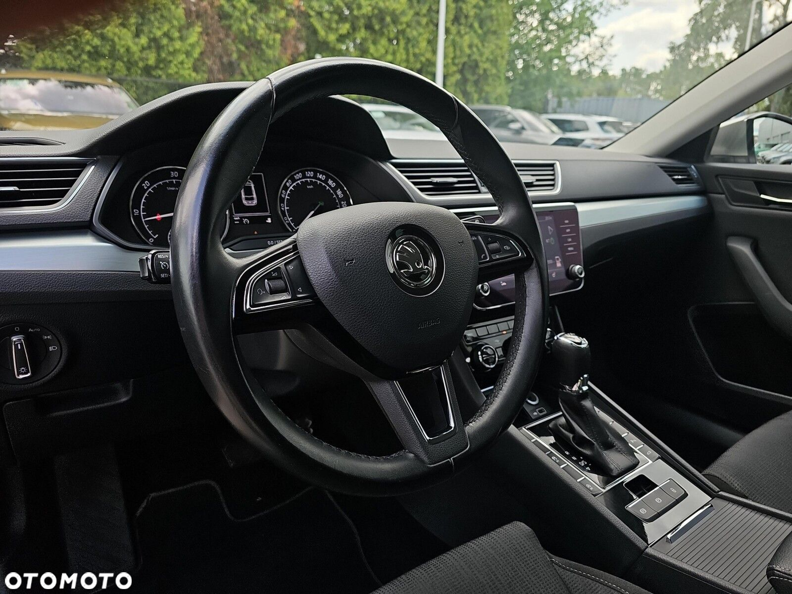Skoda Superb - 11