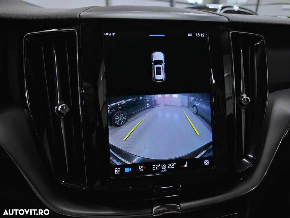 Volvo XC 60 T6 AWD Recharge Geartronic Inscription - 15
