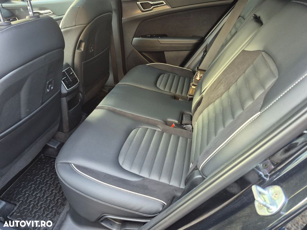 Kia Sportage 1.6T-GDI Hybrid 2WD Aut. GT-Line - 32