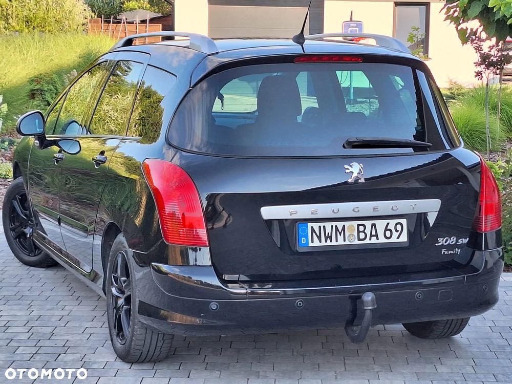 Peugeot 308 120 VTi Family - 10