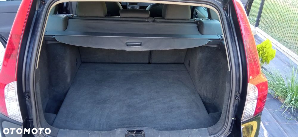 Volvo V50 1.6D DPF DRIVe - 25