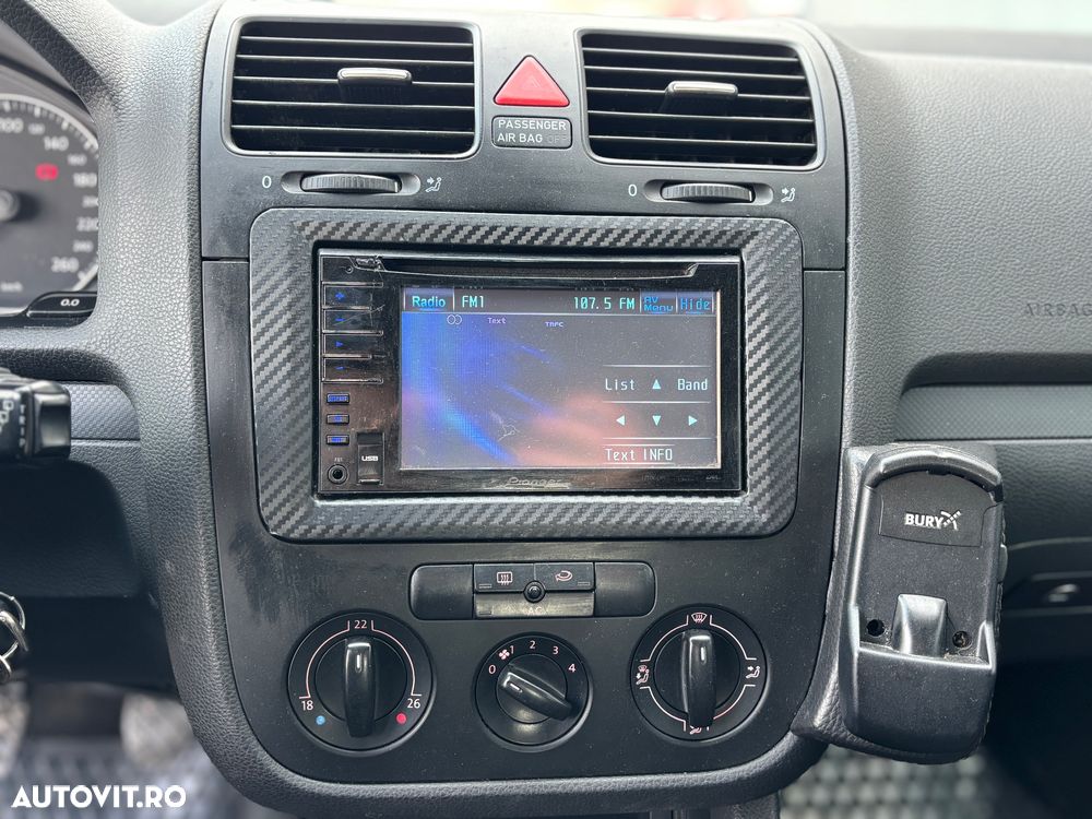 Volkswagen Golf 1.9 TDI Sportline - 10