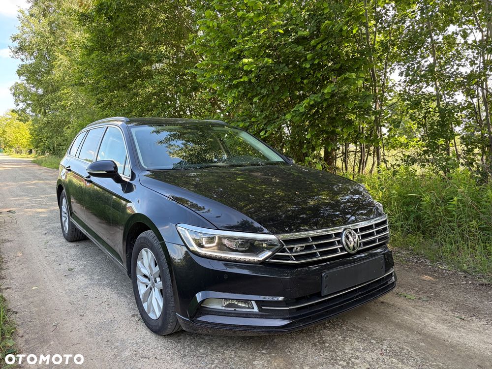 Volkswagen Passat 2.0 TDI SCR DSG Highline - 1