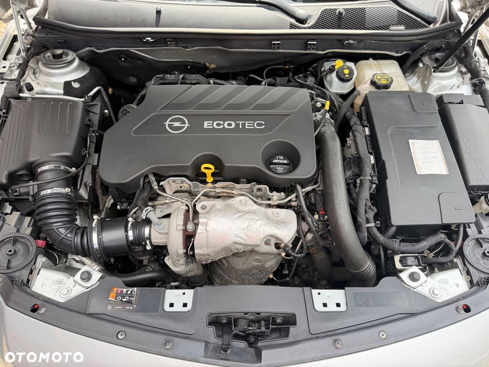 Opel Insignia - 4