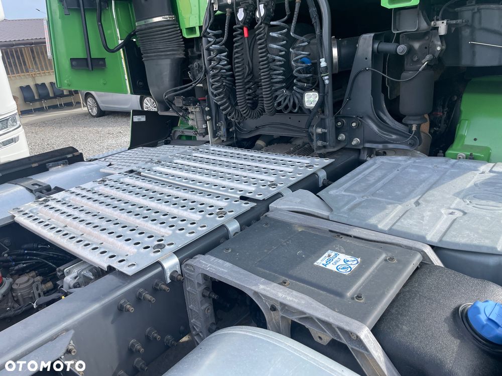 Renault T480 Retarder Full Air - 12