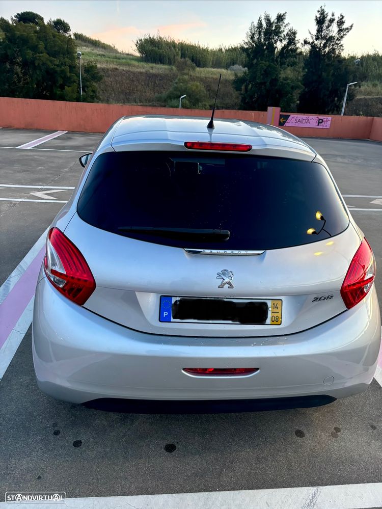Peugeot 208 1.2 VTi Access - 4