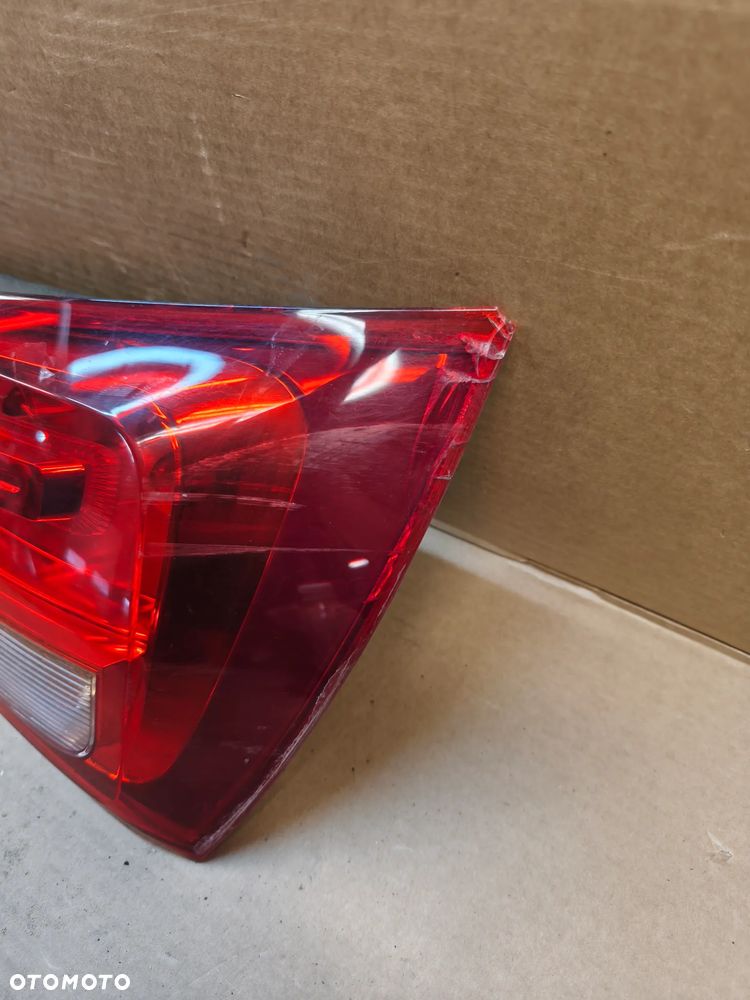 LAMPA TYŁ TYLNA PRAWA AUDI A1 8X - 2