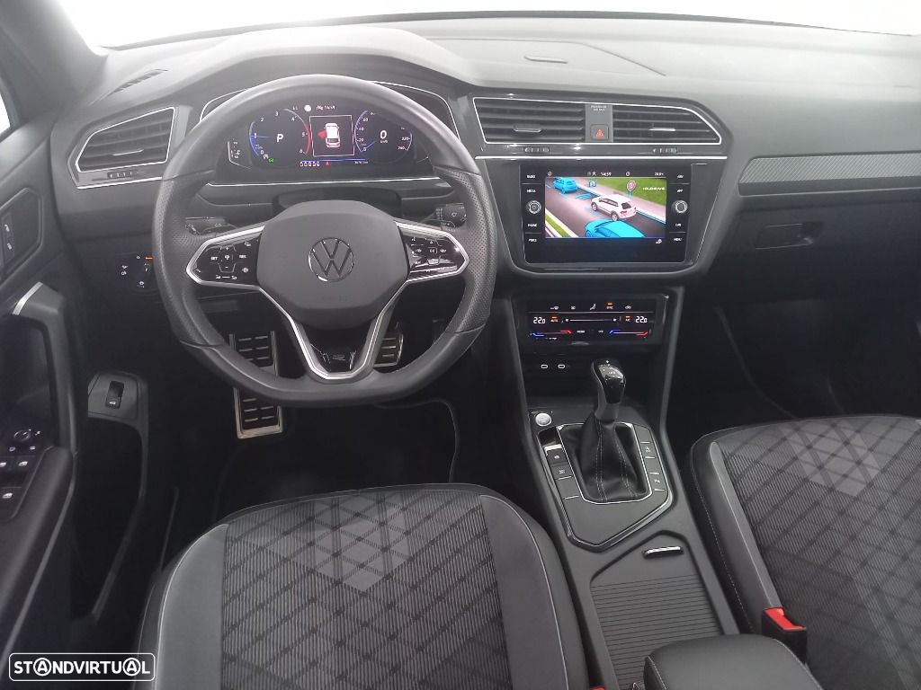 VW Tiguan Allspace - 17