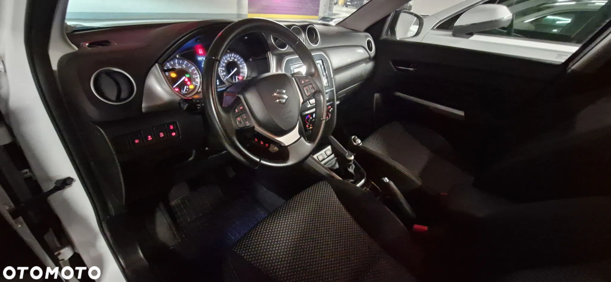 Suzuki Vitara 1.4 Boosterjet SHVS Premium 2WD - 3