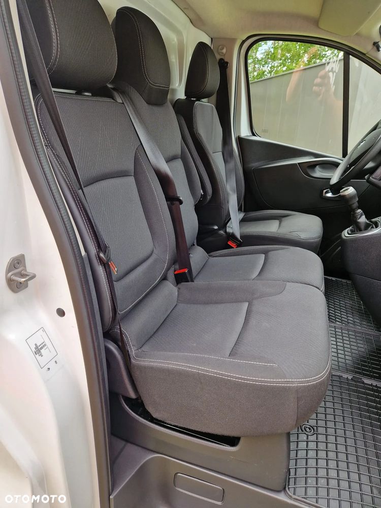 Renault Trafic - 22