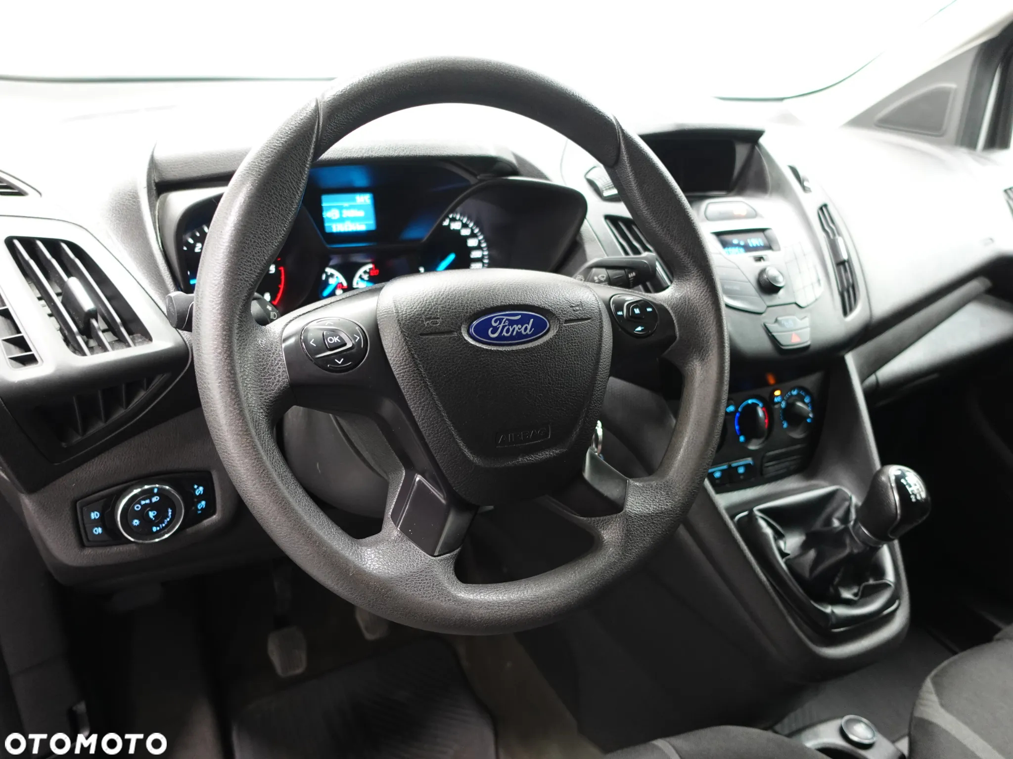 Ford Transit Connect - 31