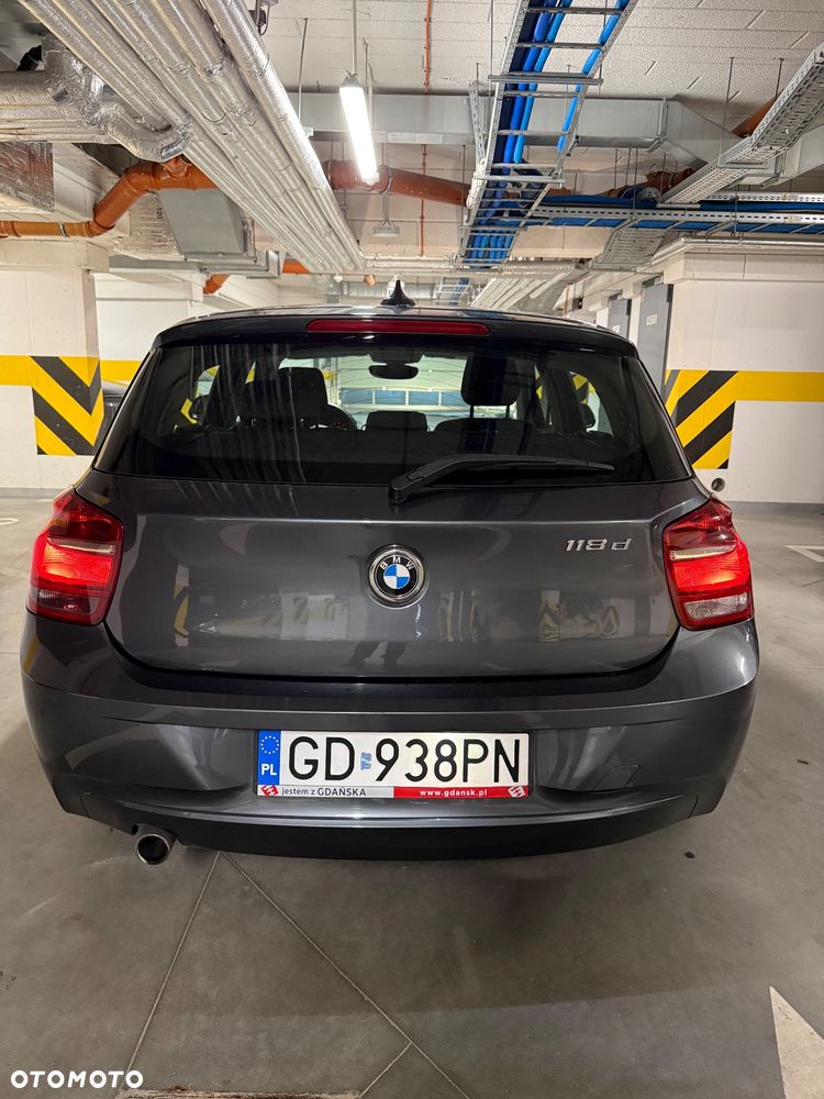 BMW Seria 1 118d - 5