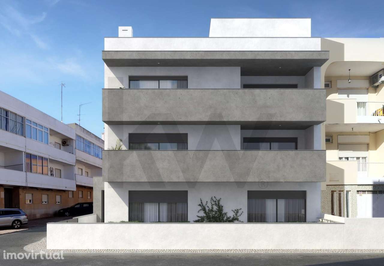 T2 EXCLUSIVO COM VARANDA DE 20,5m2  E GARAGEM EM BOX, PRÉDIO COM APENA - Grande imagem: 2/11