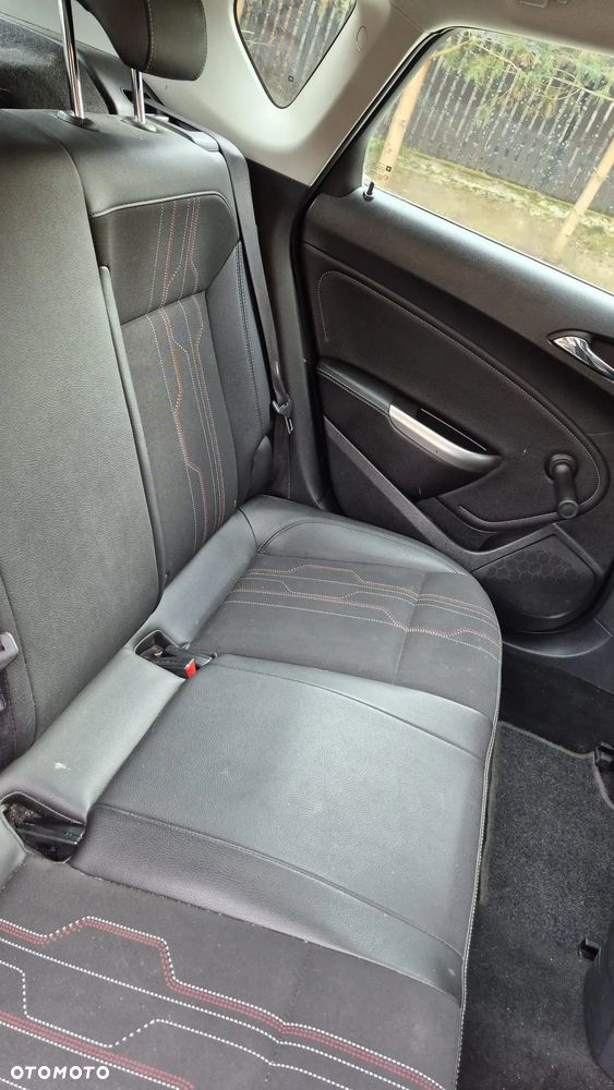 Opel Astra 1.4 Enjoy - 10