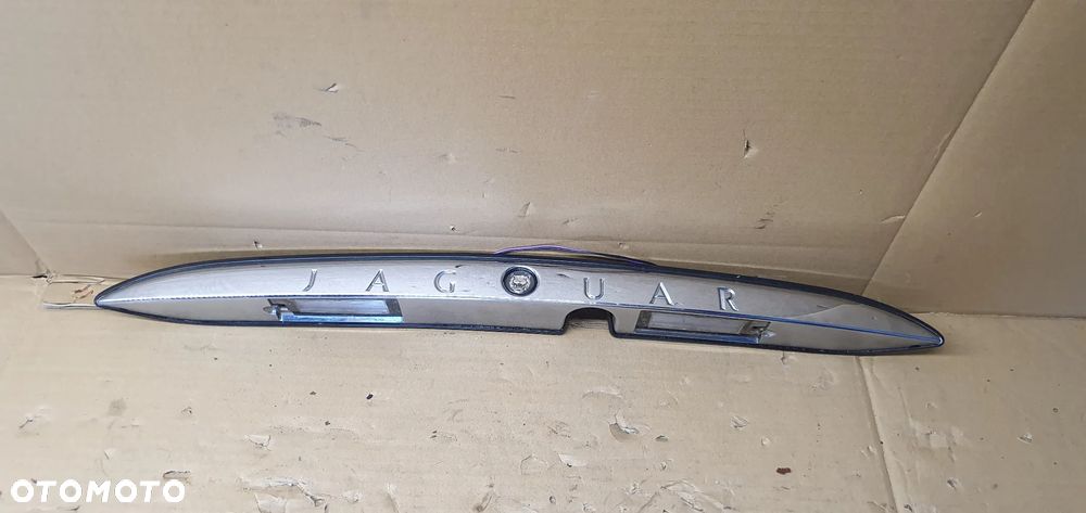 Blenda klapy bagażnika listwa Jaguar S-Type XR83-13550-AC - 1