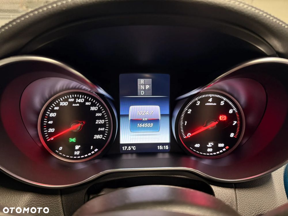 Mercedes-Benz Klasa C 200 4-Matic 9G-TRONIC - 22