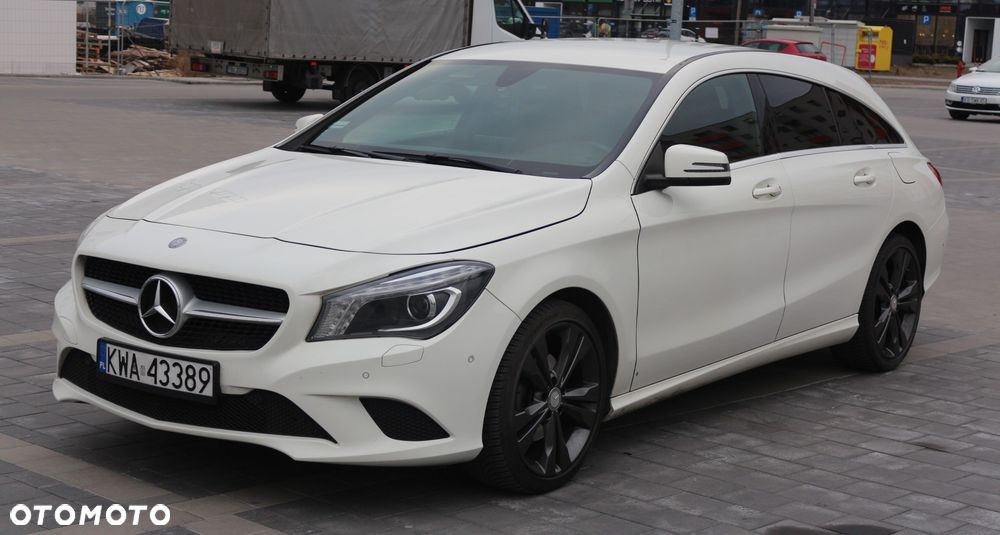 Mercedes-Benz CLA 200 7G-DCT AMG Line - 8
