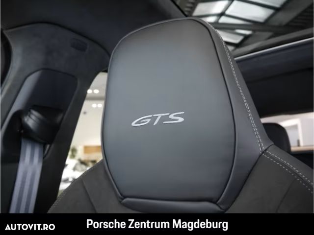Porsche Cayenne Coupe GTS - 4