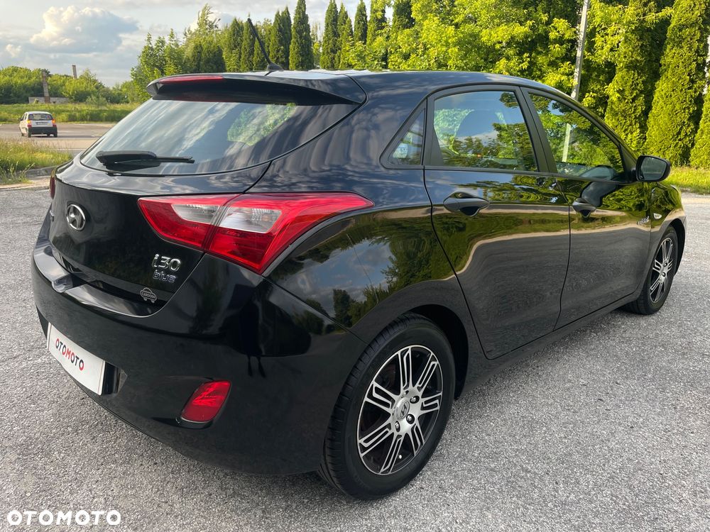 Hyundai i30 blue 1.6 CRDi Style - 27