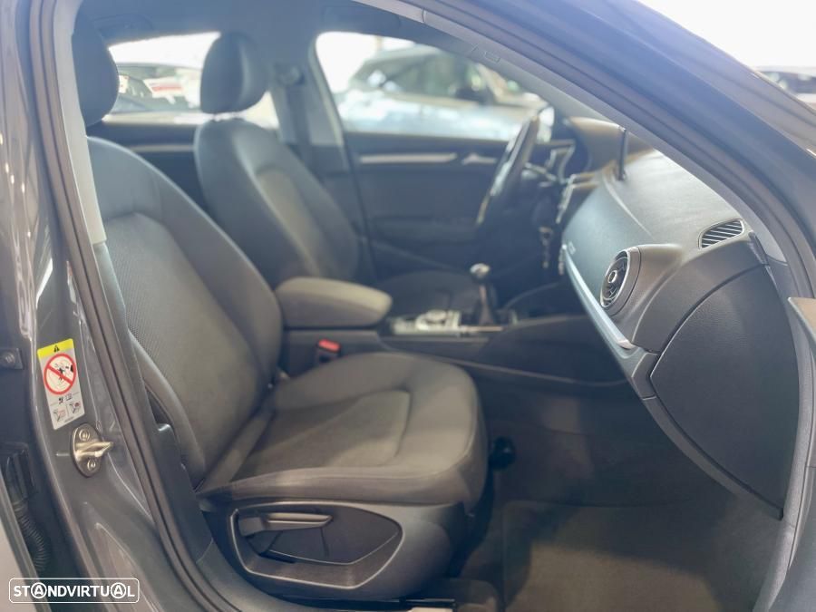 Audi A3 Limousine 1.6 TDI Sport - 28