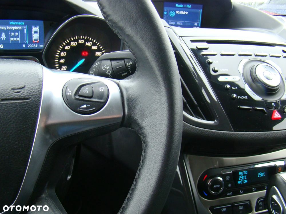 Ford Kuga 2.0 TDCi 4x4 Titanium - 31