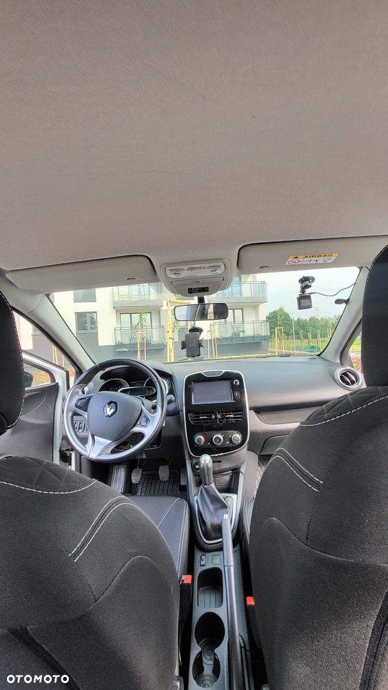 Renault Clio - 19