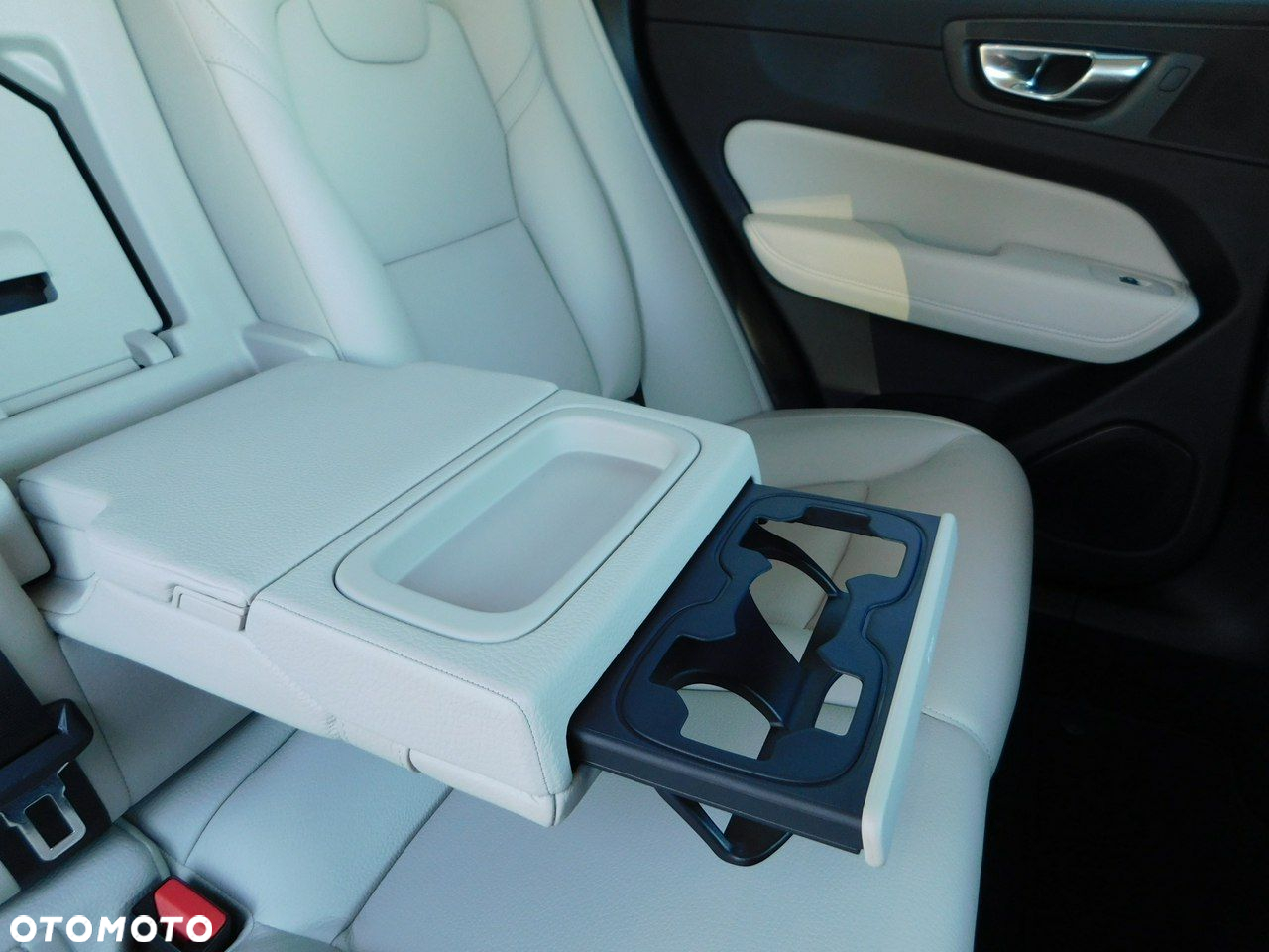 Volvo XC 60 - 22
