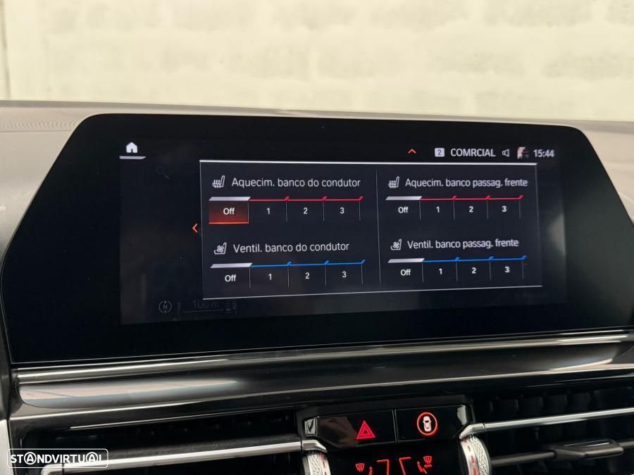 BMW 840 d xDrive Pack M - 35