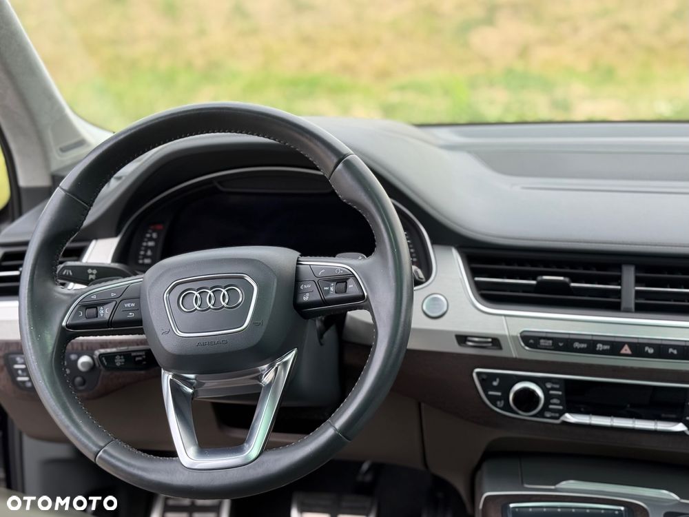 Audi Q7 3.0 TDI Quattro Tiptronic - 23