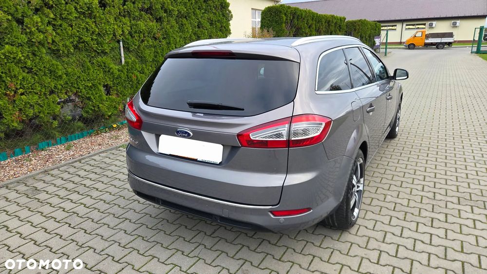 Ford Mondeo Turnier 2.0 TDCi Titanium - 11