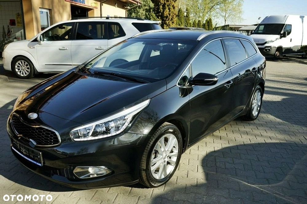Kia Ceed - 3