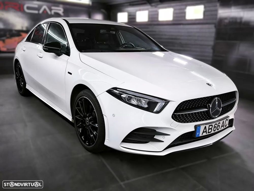 Mercedes-Benz A 250 Limousine e AMG Line - 31