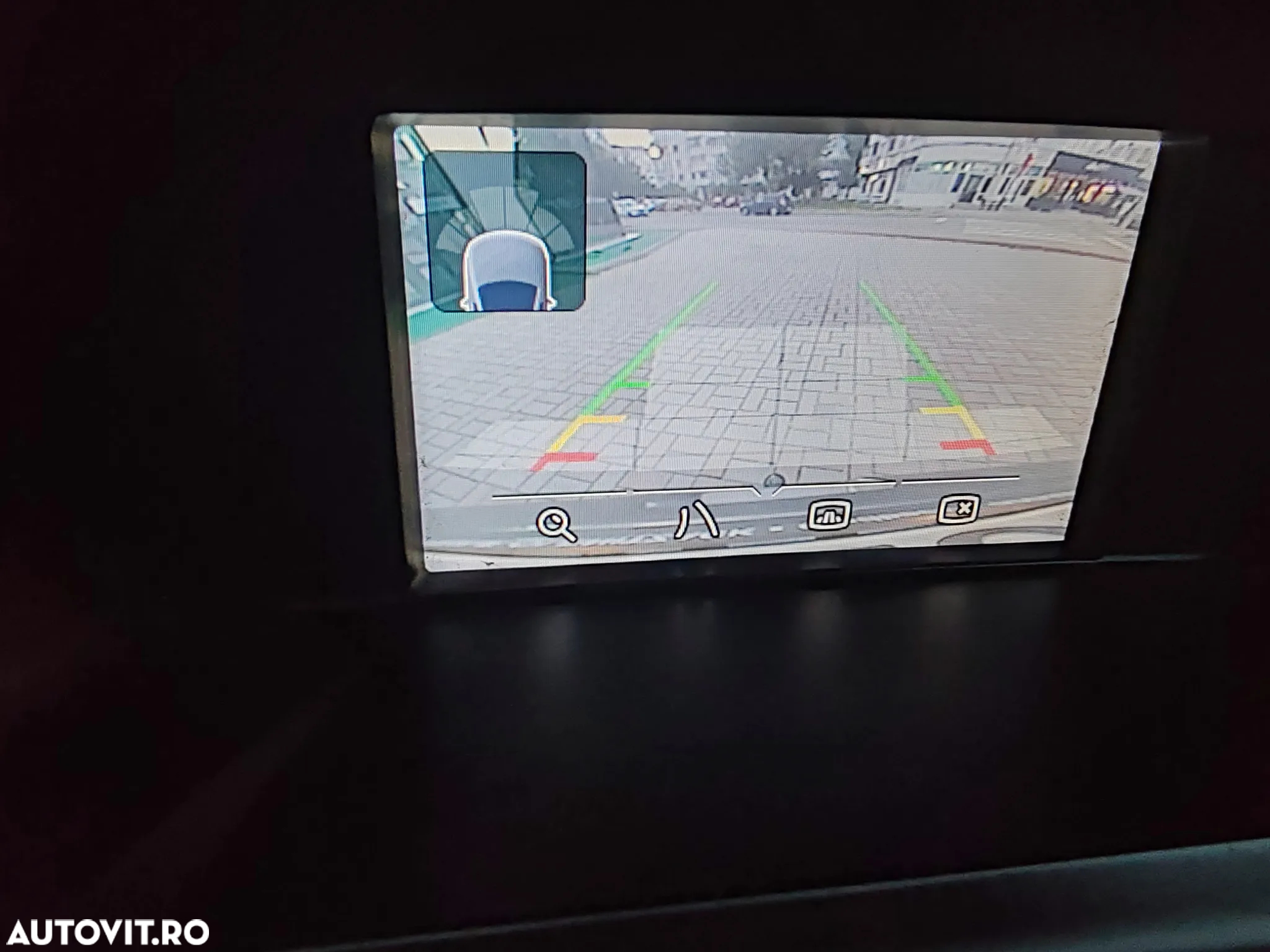 Ford Kuga - 16