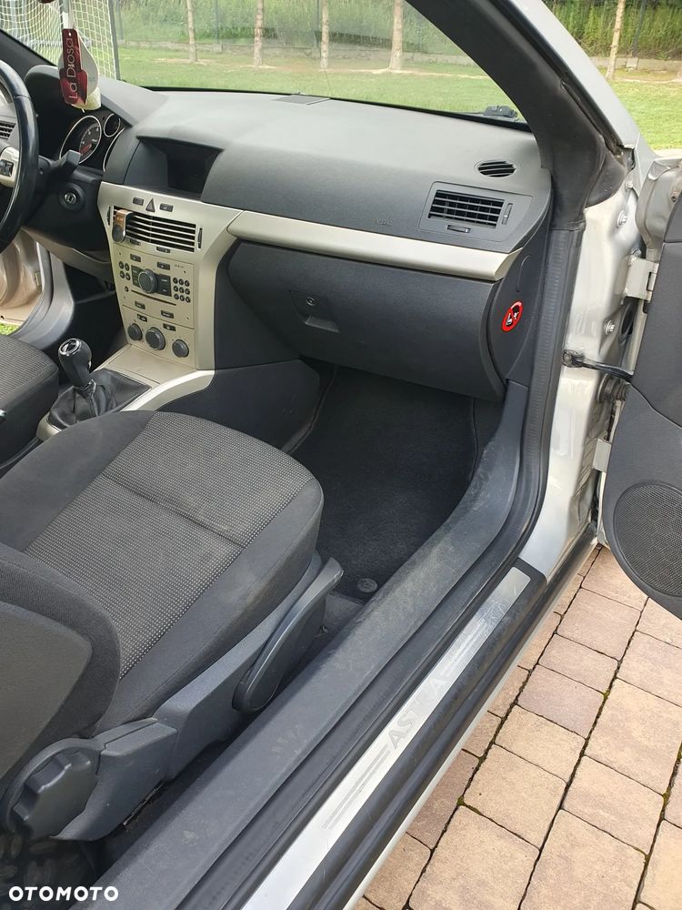 Opel Astra - 8