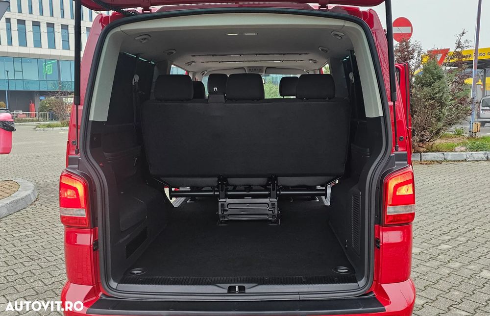 Volkswagen Caravelle - 8