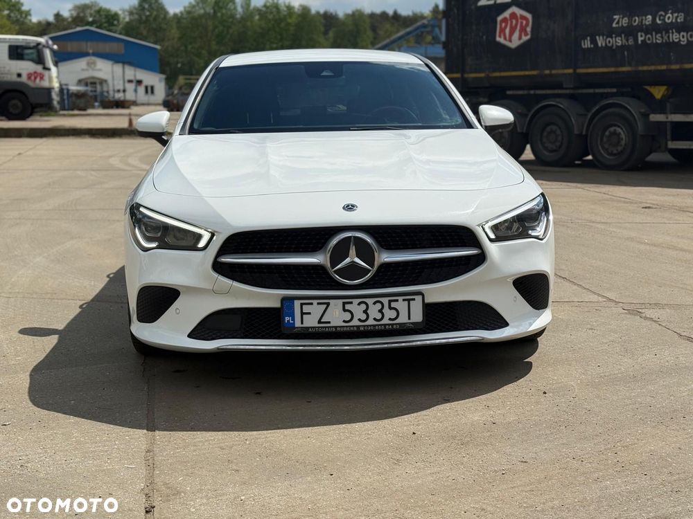 Mercedes-Benz CLA - 2