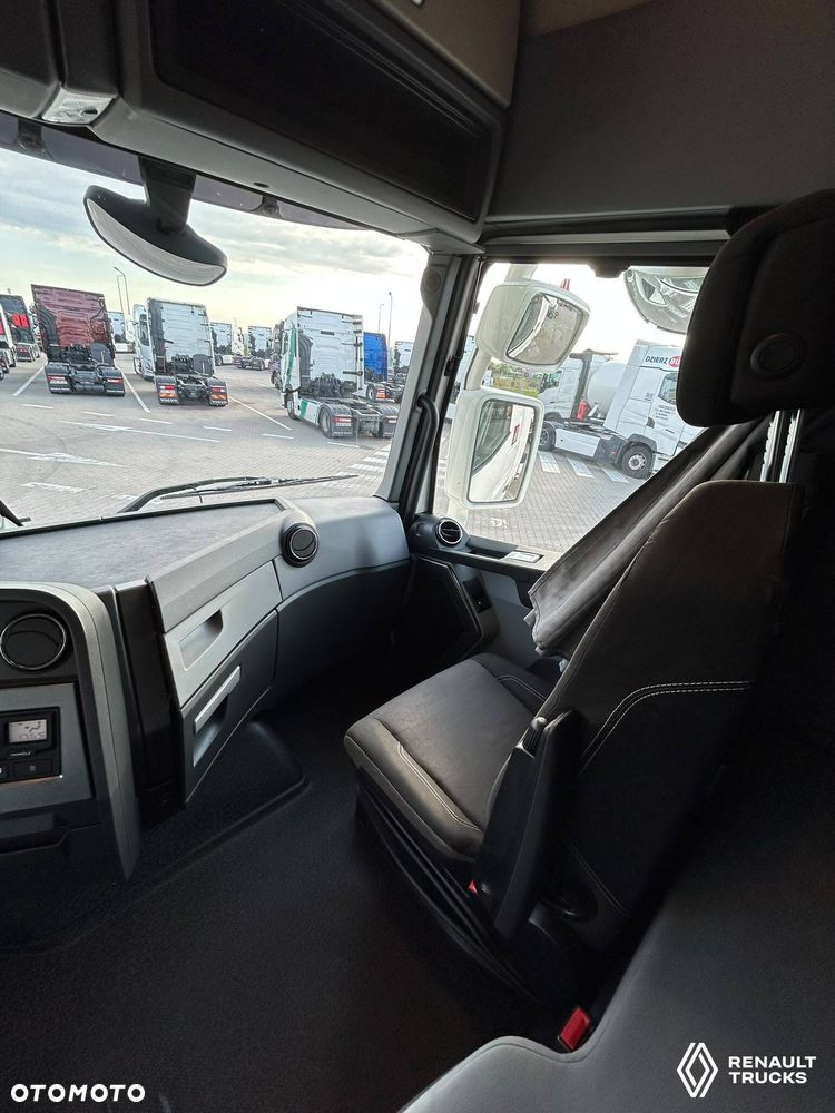 Renault T High 520 4x2 - 14