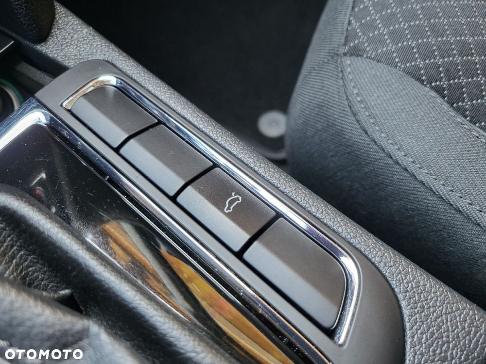Skoda Superb - 14